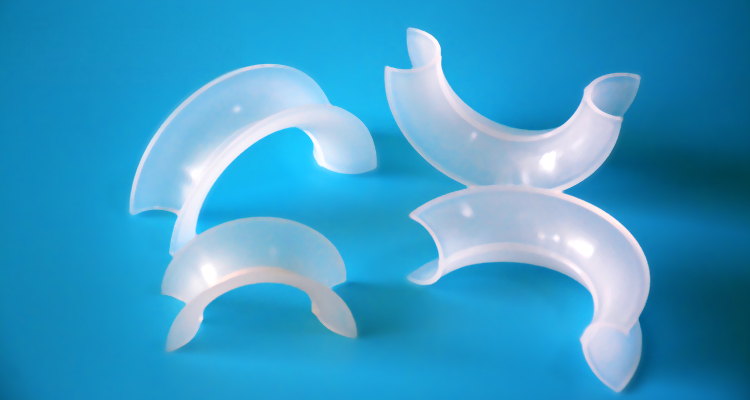 Plastic rectangular saddle ring TDS